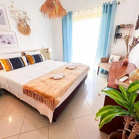 Azure Heaven By Becherish Apartment Albufeira